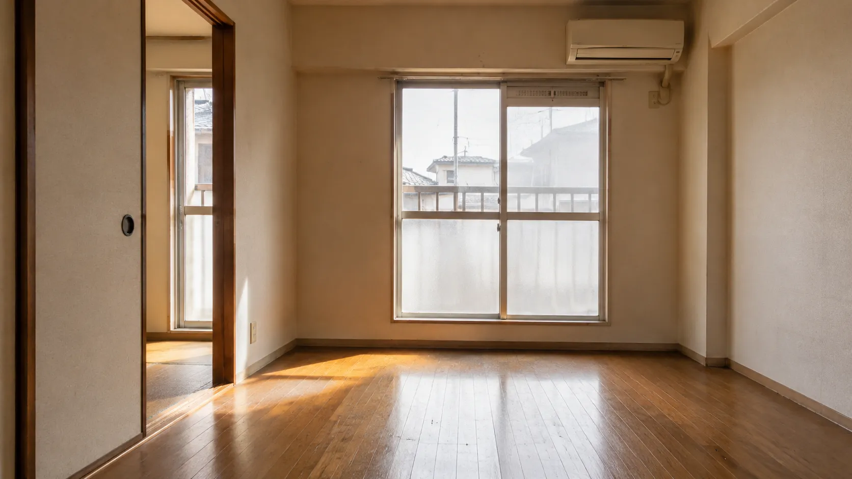 強制執行後、家財が撤去され空になった部屋のイメージ